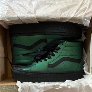 NEW in box Harry Potter High Top Vans